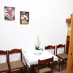 Univers Hostel